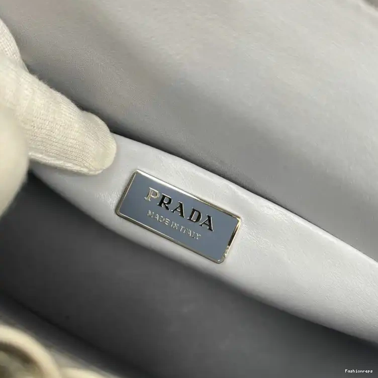 Fashionrepsfam ru 2111FY0030 Prada Bags 0519